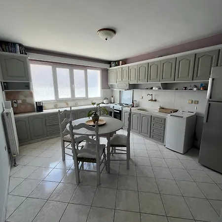 Atrium דירה